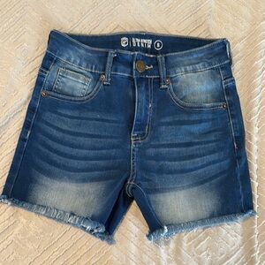 Born Primitive women's shorts size small brand new without tags